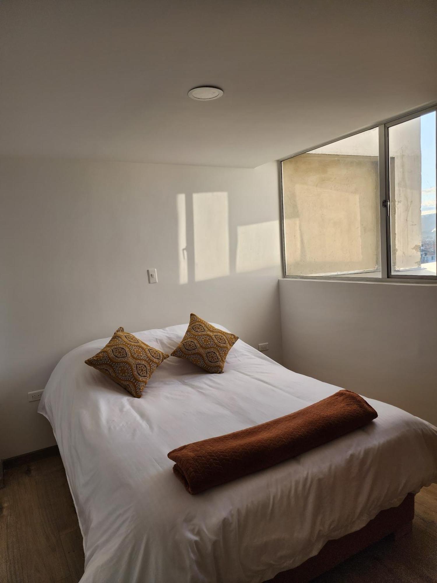 Nuevo, Tulipan Amarillo Apartamento